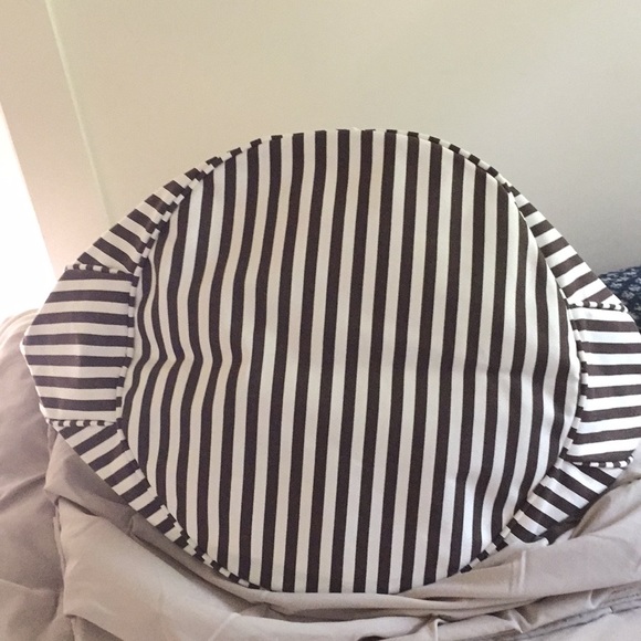 Henri Bendel Large Canvas Tote - Picture 8 of 8